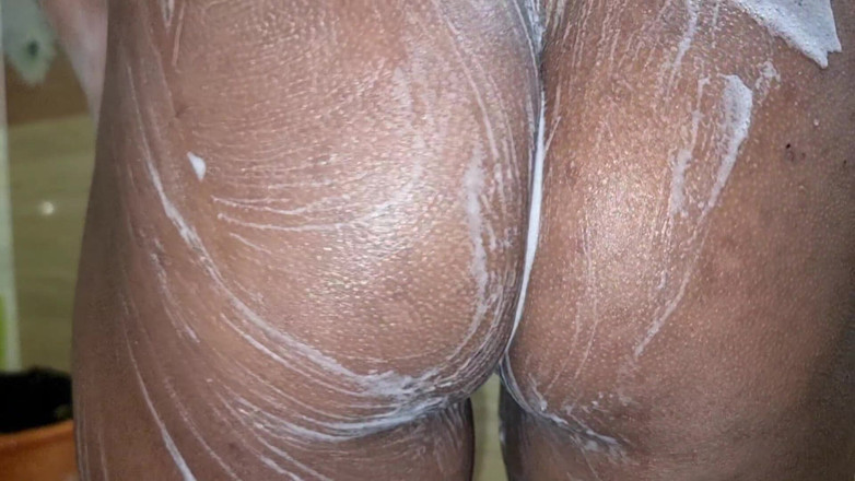 bdboygirl69: Video deshi bilik air - awek Bangladesh bermandi di bilik air