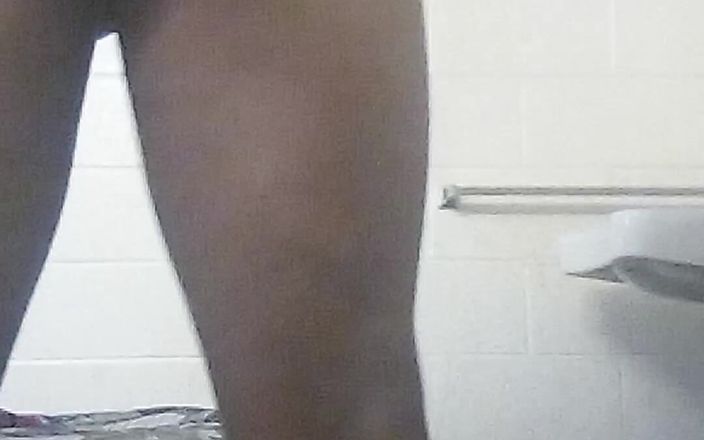 SweetDWillie456: Ayah kontol hitam monster besar mengayunkan kontol hitam raksasa