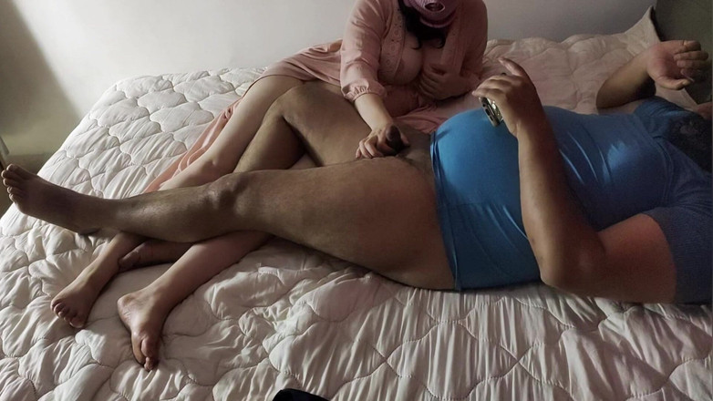 Basant: Couple Wife Arab Big Titis