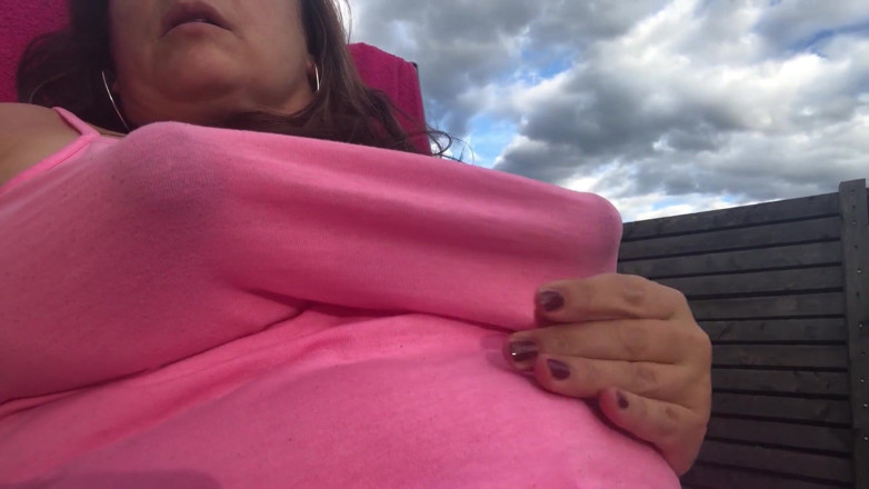Tanja Tachee: Milk breasts with 43