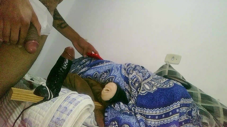 Virtual ToyBoy: Волохата пустотлива красуня