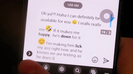 Liddy Tyler: Liddy Tyler sits on hubby's face while she sexts her...