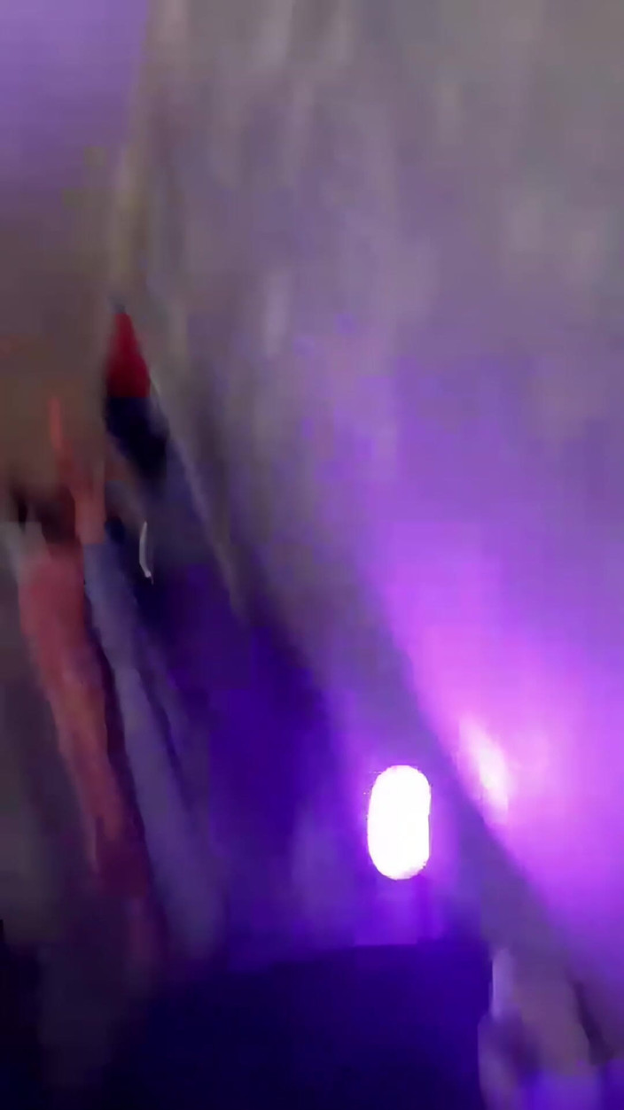 LoonaFemboy: Loona Shemale Trans Pohladila si výstřik na obličej přijít Se...