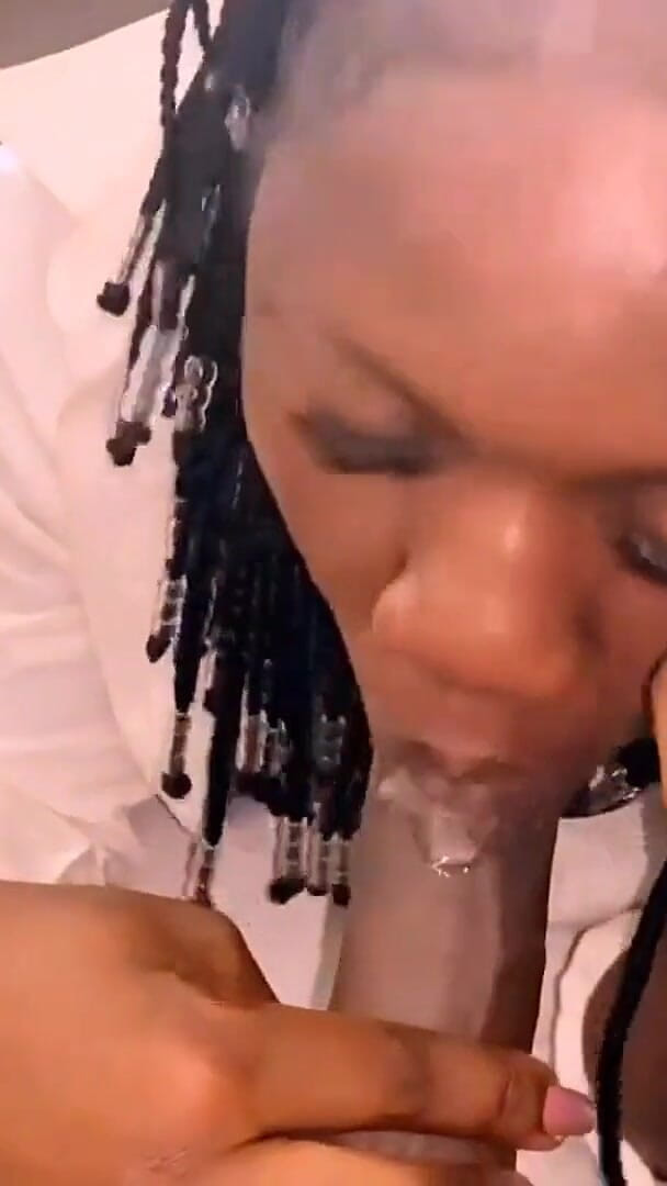 The Chemistry Between Naijabanking and Itxqueen (Itxqueen)