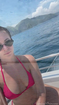 Meine freche Yachtfahrt mit arsch und titten neckt