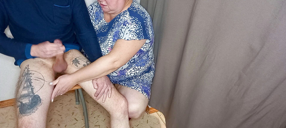 Zona901: Masturbacja mojego penisa w przymierzalni