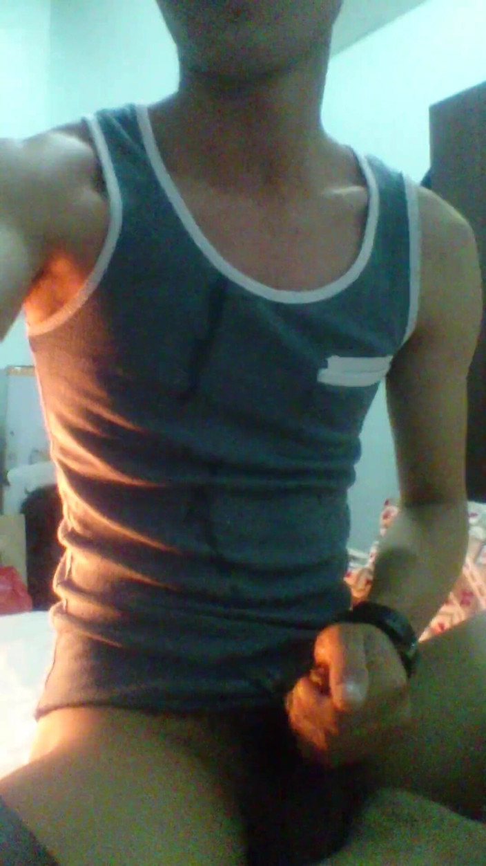 Gaysian fun: Honění a výstřik na vysoké škole