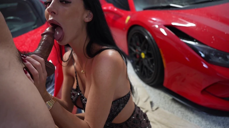 Teddy Tarantino: Gold Digging Super Model with Giant Tits Nikita Reznikova Gets...