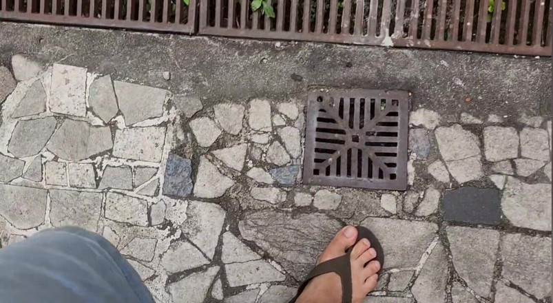 Pietro Montoya: Membersihkan kaki pemilikku dengan lidahku 10/09/2022