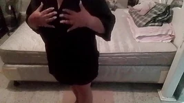 La vecchia nonna viene confusa e manda un video al figliastro parte 1