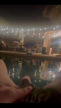 Romantik bir şekilde yıldızların altında bana sakso edecek birine ihtiyacım var