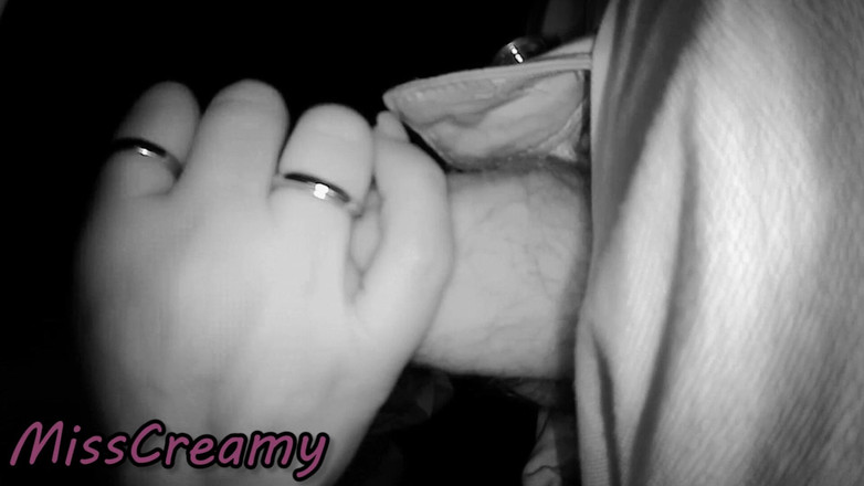 Miss Creamy: Misscreamy insegnante di francese estremo pompino in strada in piena...
