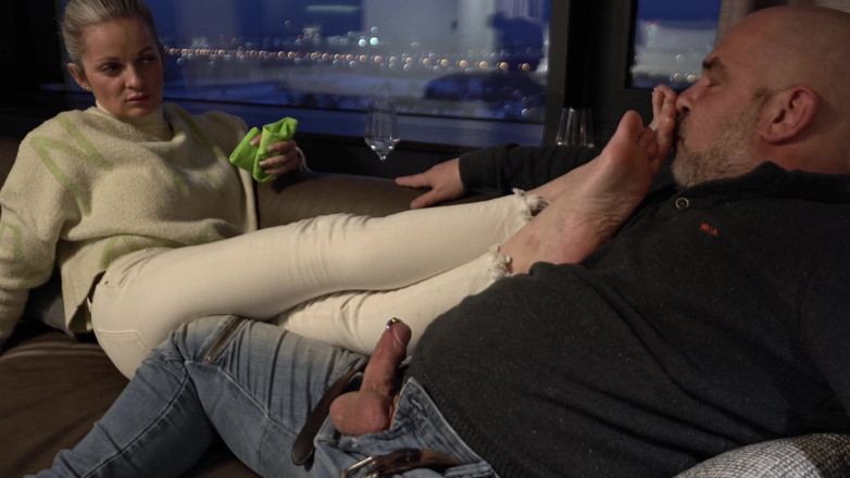 Sabdeluxe: Socks Foot Worship