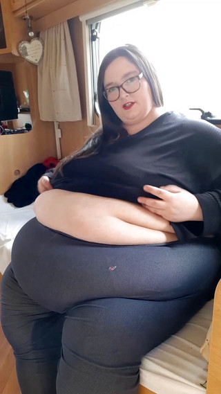 SSBBWLadyBrads: Juego de vientre en caravana