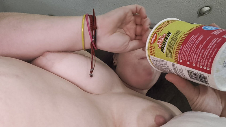 TheKinkyPwrLftr: Lízání oběda se mnou