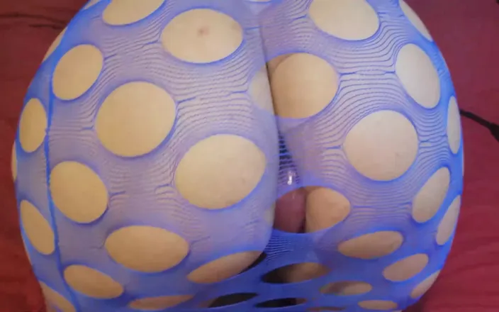 Minhaesposaparaoutro: Enorme culo esposa en lencería super sexy recibiendo una gran...