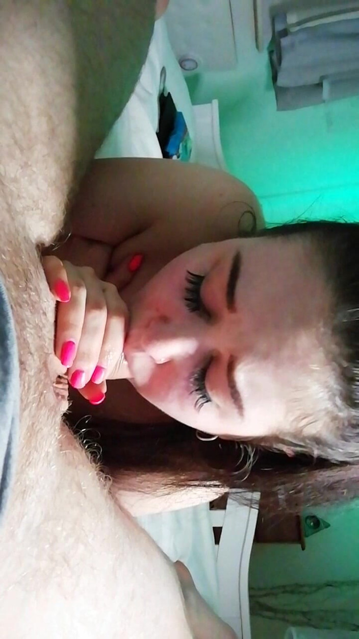 Holly Kitten: Deepthroat Training