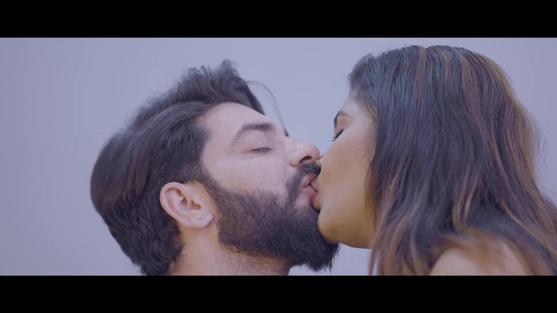 Triflicks: bos ne apne karmachaari ki patni ko seks karne ke...