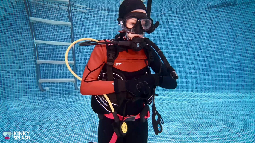 Underwater Scuba Date in My Tight Wetsuit: 2nd Date Cum Play (UKCuteGirl) Underwater Scuba Date in My Tight Wetsuit: 2nd Date Cum Play (UKCuteGirl)