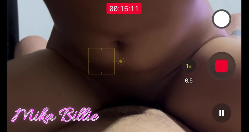 Mika Billie: เย็ดอย่างดุ้นกับแฟนหนุ่มของเพื่อนสนิทกูโดยไม่ใส่ถุงยาง