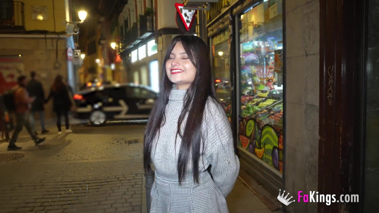 FAKings: ¡Sofia Mayers dejó a su novio por una follada dura...