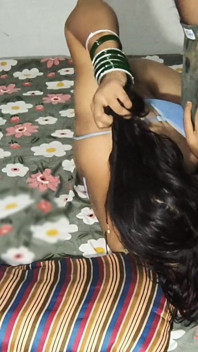 Indígena village bhabhi boca fodendo e hardcore dogggy estilo fodendo em hindi