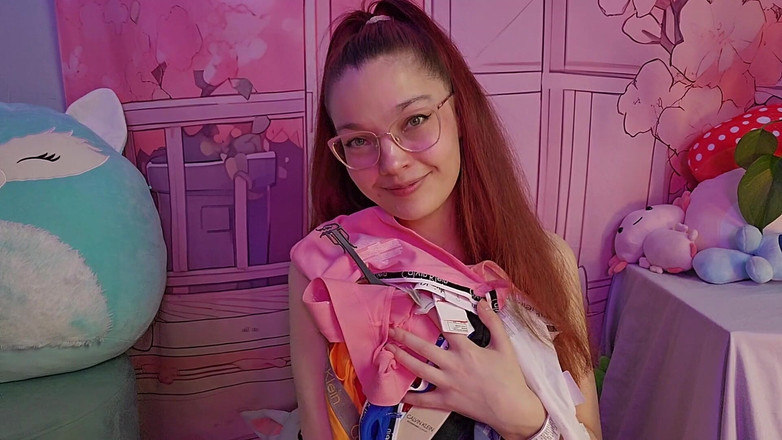 petitesubkitten: Calvin Klein内裤和丁字裤试穿