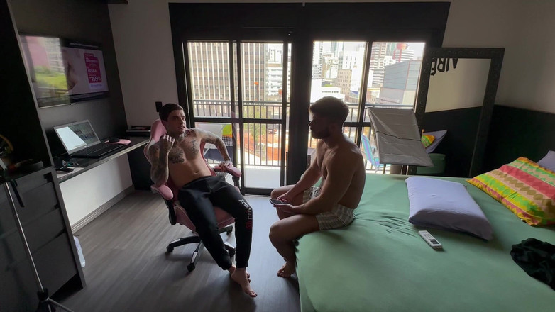 ErickDiaz: Fodendo Gostoso Com Meu Parceiro De Quarto