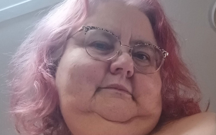 BBW nurse Vicki adventures with friends: Překvapení pro mého přítele, část 3