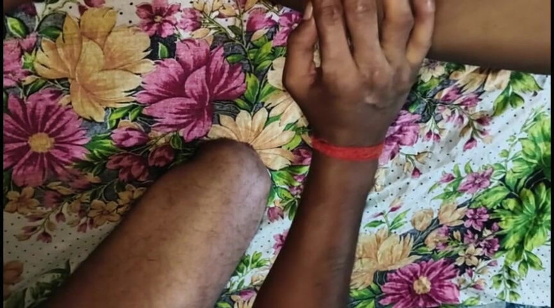 Nehabhabhi8: Ma belle-sœur canon et sexy à la grosse bite