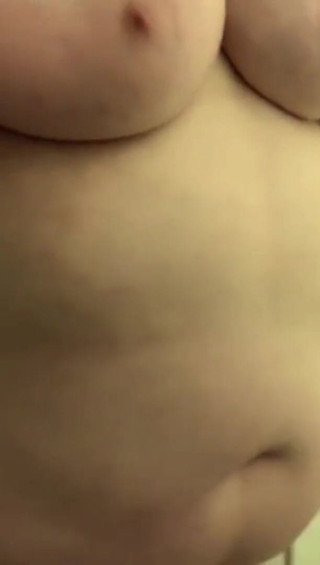 Real homemade BBW BBC porn: สาวอังกฤษอวบ โพสท่ายืนระเบียง เสียวรูหีกับของเล่นยาว