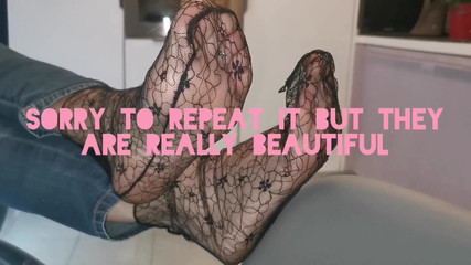 Yvonne: 나일론 발바닥 애호가 전용