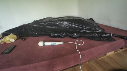 Vlakik SM: Vakuumbett und mein orgasmus