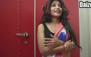 Daizo X production: Gorąca indyjska dziewczyna karmiąca piersią i świeca w jej cipce