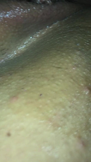 MzKiTTy91: Bahagian 2 isteri putih berpantat besar dikongkek dengan lengan zakar besar