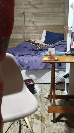 Sisssyl: Sissy v Síťovaných silonkách