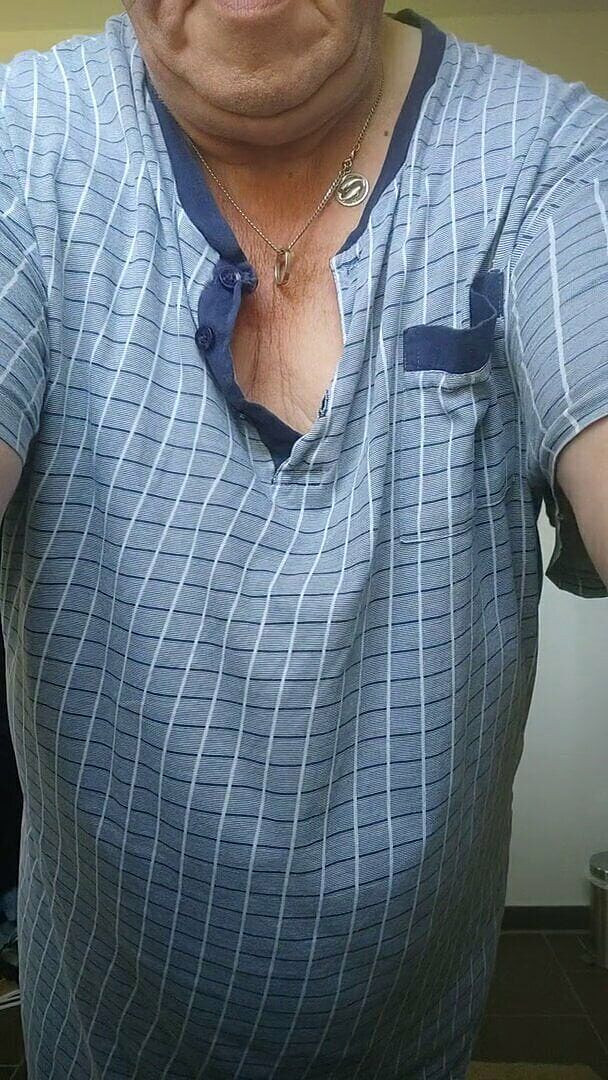 Karlchengeil: おならとボールを殴る