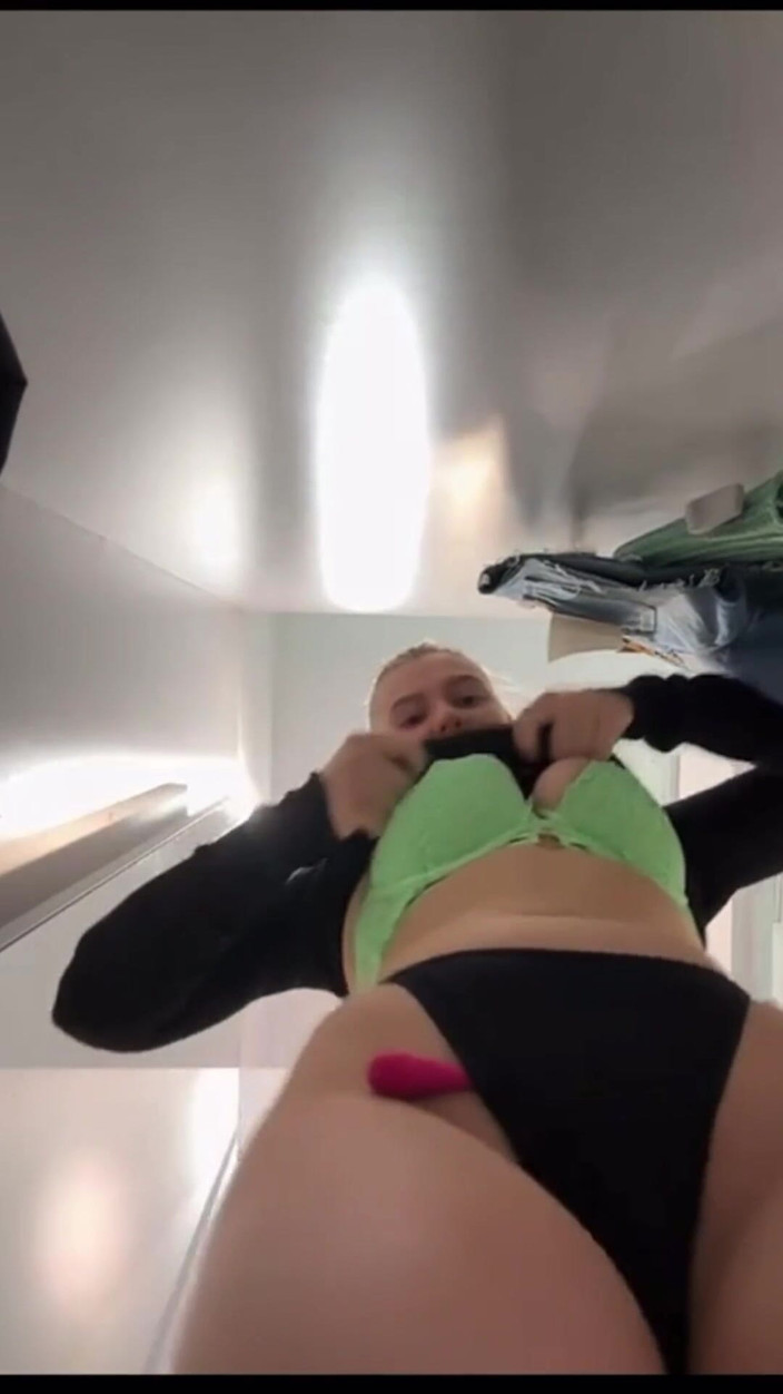 JuiceLussie: 마누라를 따먹어