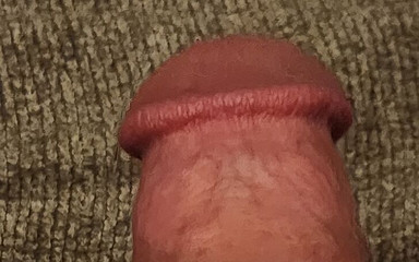 John dong: Velký penis si honí v zrcadle