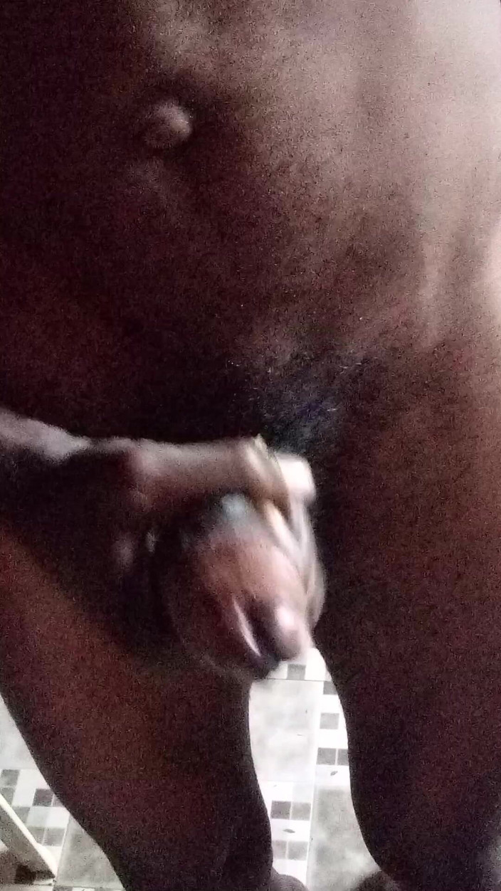 Londiq boys: African Huge Cock Displayed Mastabating and Huge Cum