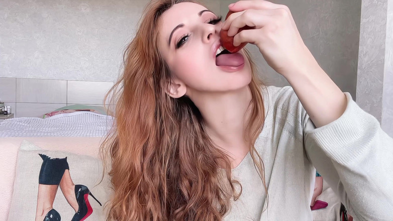 Holy_Red: Yummy Orange Suck - Playful Tongue Tricks &amp; Juicy Mess!