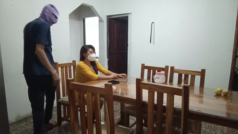Goky: Cô ấy vẫn khoe núm vú to được chải