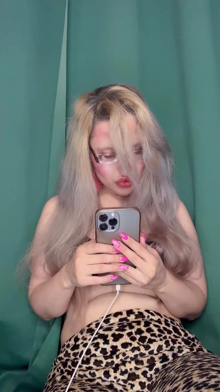 FinDom Goaldigger: Love Addiction Webcam Session Part 3