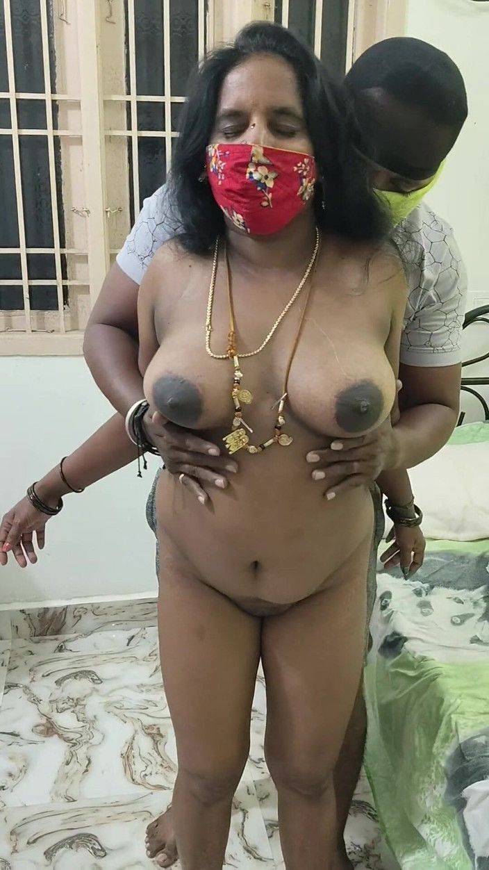 Thesana: Soțul și prietenul soția păcălită și futută la ochi