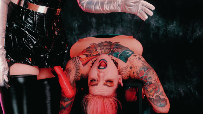 Arya Grander: Full fetisch lesbisk maraton - två kurviga tjejer i pvc, latex &amp;...