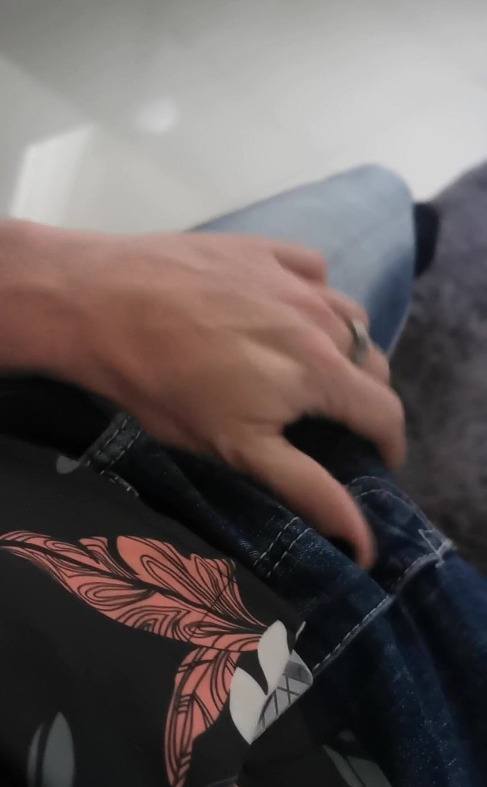 Dirty Talking Guy: 我现在需要你