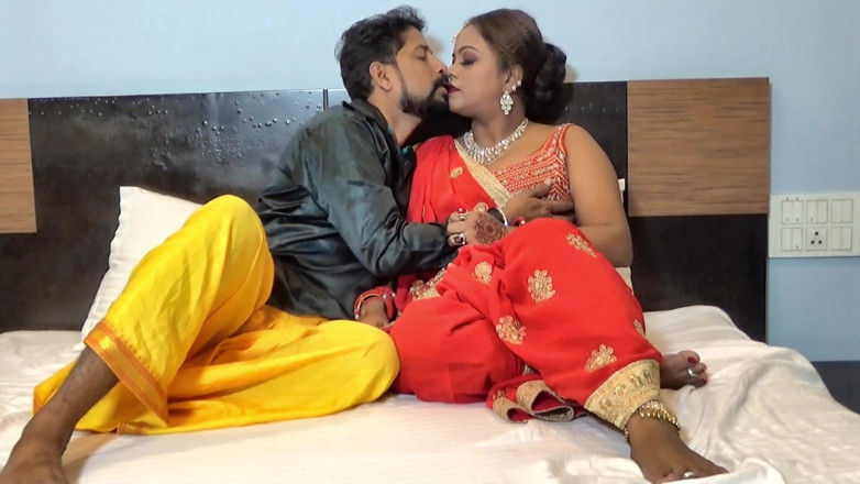 suchismitasarkar: Rosy Bana Dulhan Videoclip complet, prima noapte a unui cuplu...