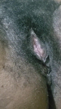 非常非常热辣的业余疯狂阴户提供不可抗拒的性感能量，自然之美