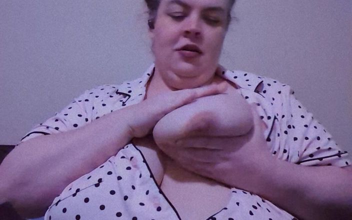 Tagyourit: Gifles aux seins avec de la réglisse