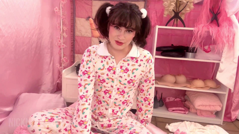 Natalie Napoli: 잠자는 파티 Sissy 진실 또는 감히